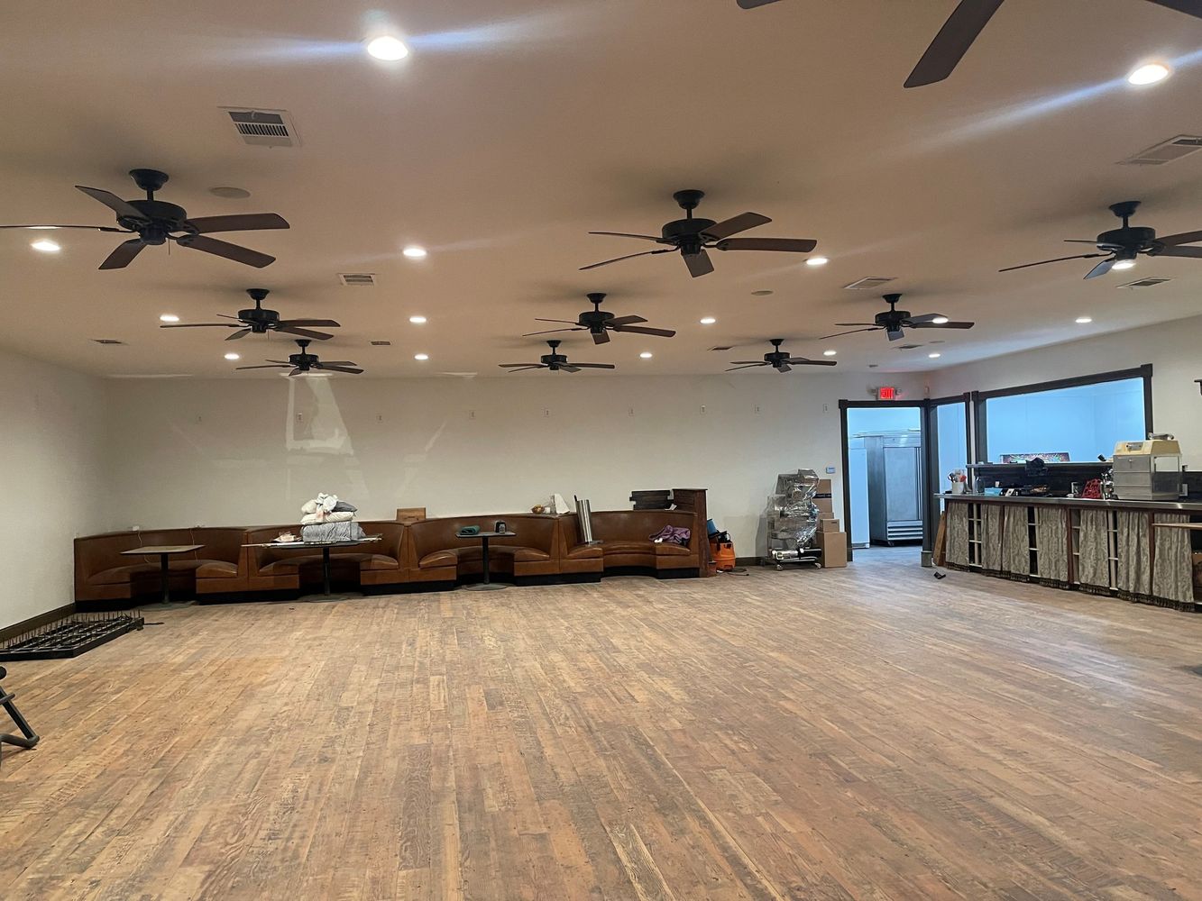 Turn Key Bar & Apartment in Riverdale, CA: 5020 19 1/2 Ave, Riverdale, CA 93656